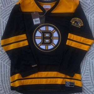 Mitchell & Ness Boston Bruins Black and Gold Jersey
